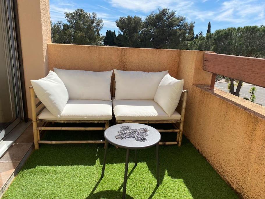 Ravissant T3 En Duplex Proche Mer La Londe-les-Maures Exterior photo