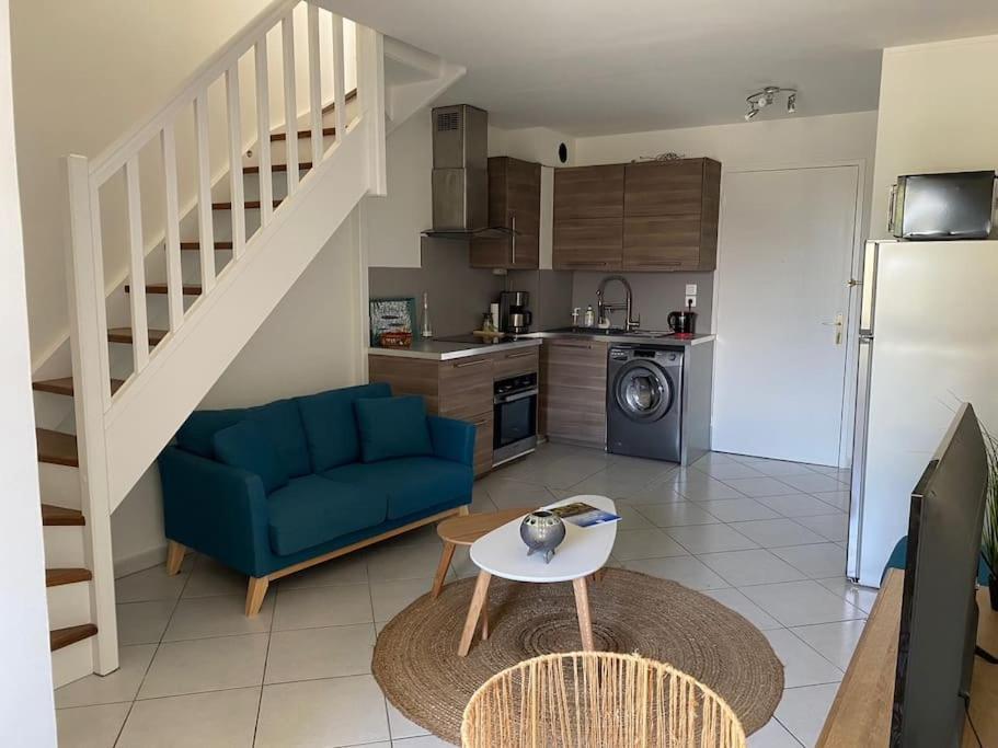 Ravissant T3 En Duplex Proche Mer La Londe-les-Maures Exterior photo