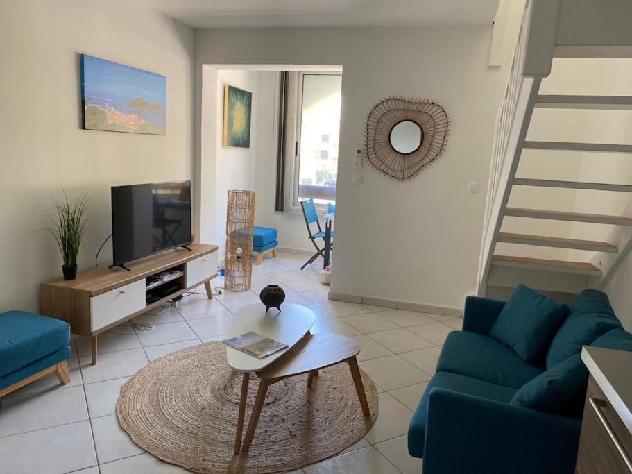 Ravissant T3 En Duplex Proche Mer La Londe-les-Maures Exterior photo